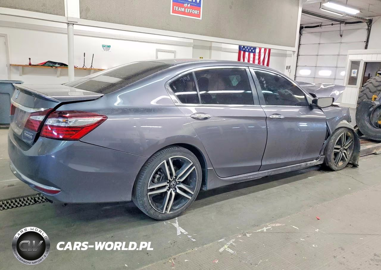 2017 Honda Accord Sport Special Edition VIN:1HGCR2F10HA258878 - 3