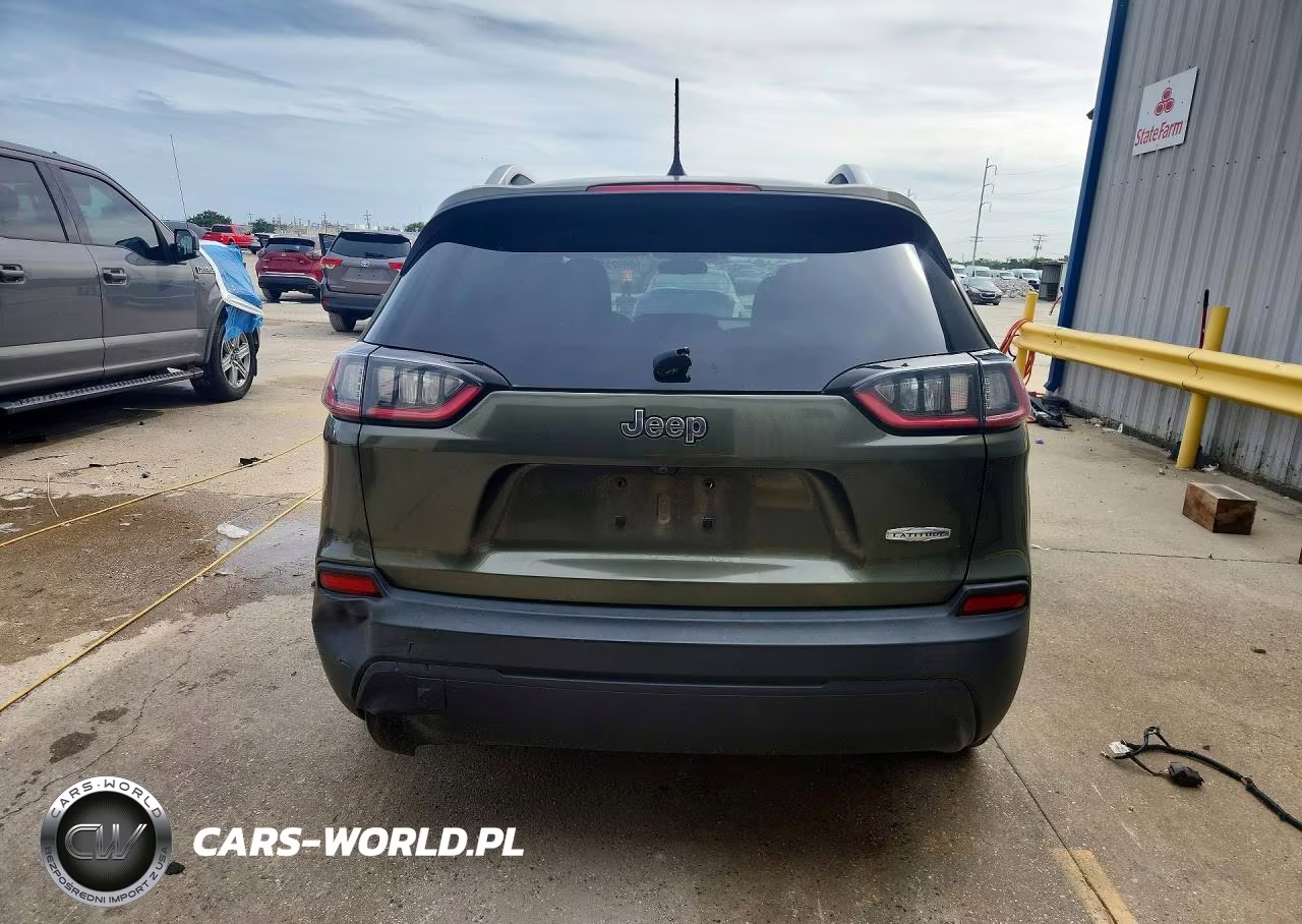2019 Jeep Cherokee Latitude VIN:1C4PJLCB1KD286270 - 6