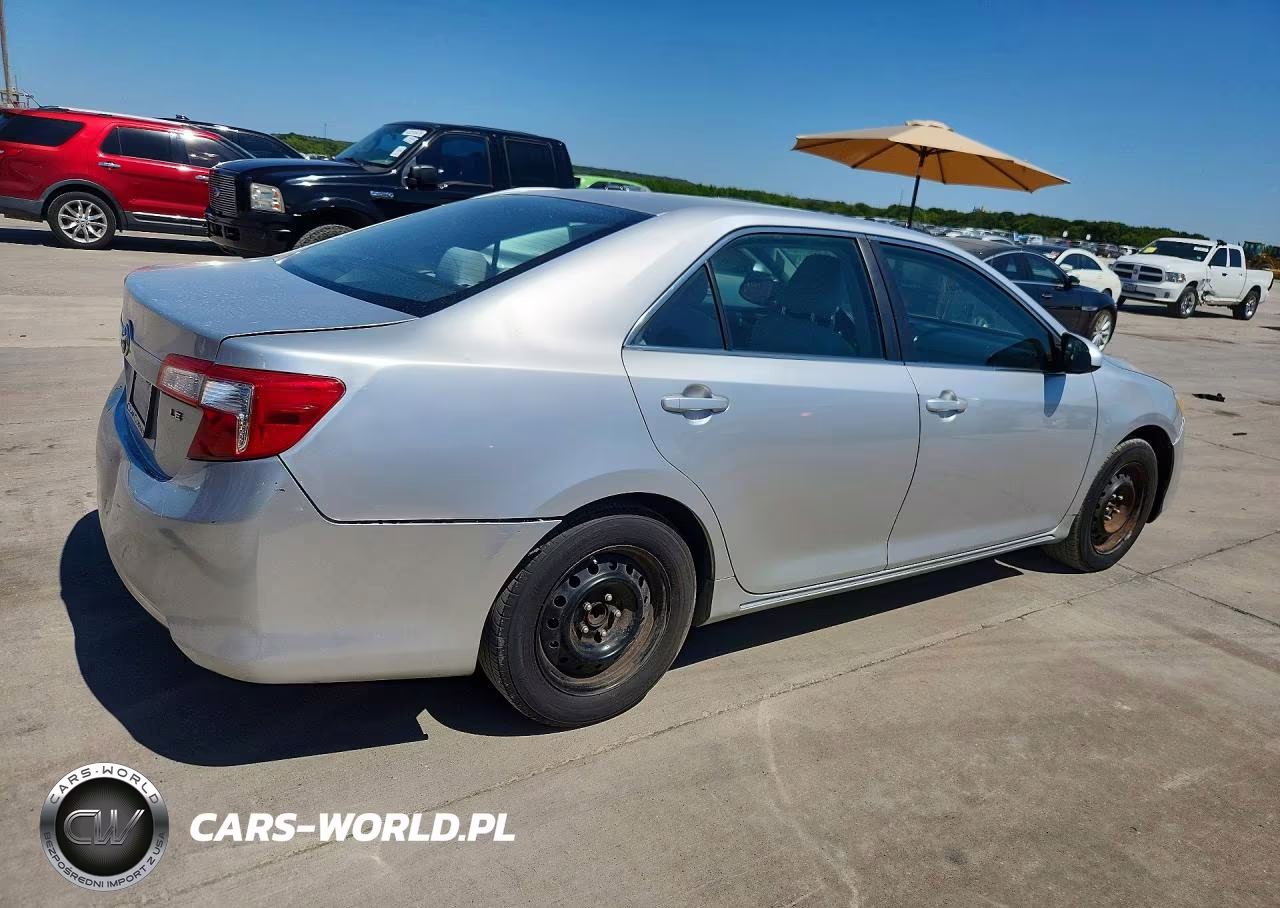 2012 Toyota Camry Le VIN:4T4BF1FK9CR195634 - 3