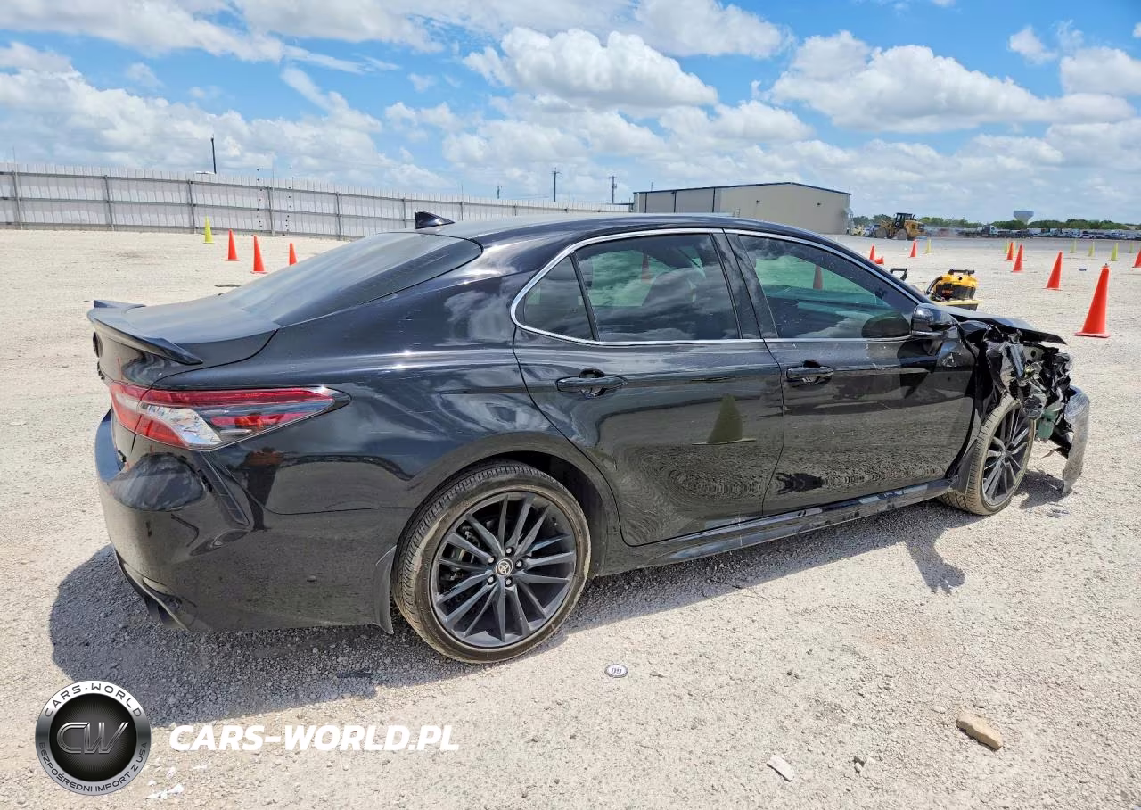 2022 Toyota Camry Xse VIN:4T1K61AK8NU718615 - 3