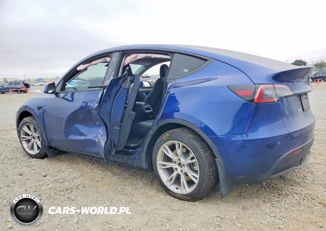 2023 Tesla Model Y VIN:7SAYGDEEXPA037885 - 2