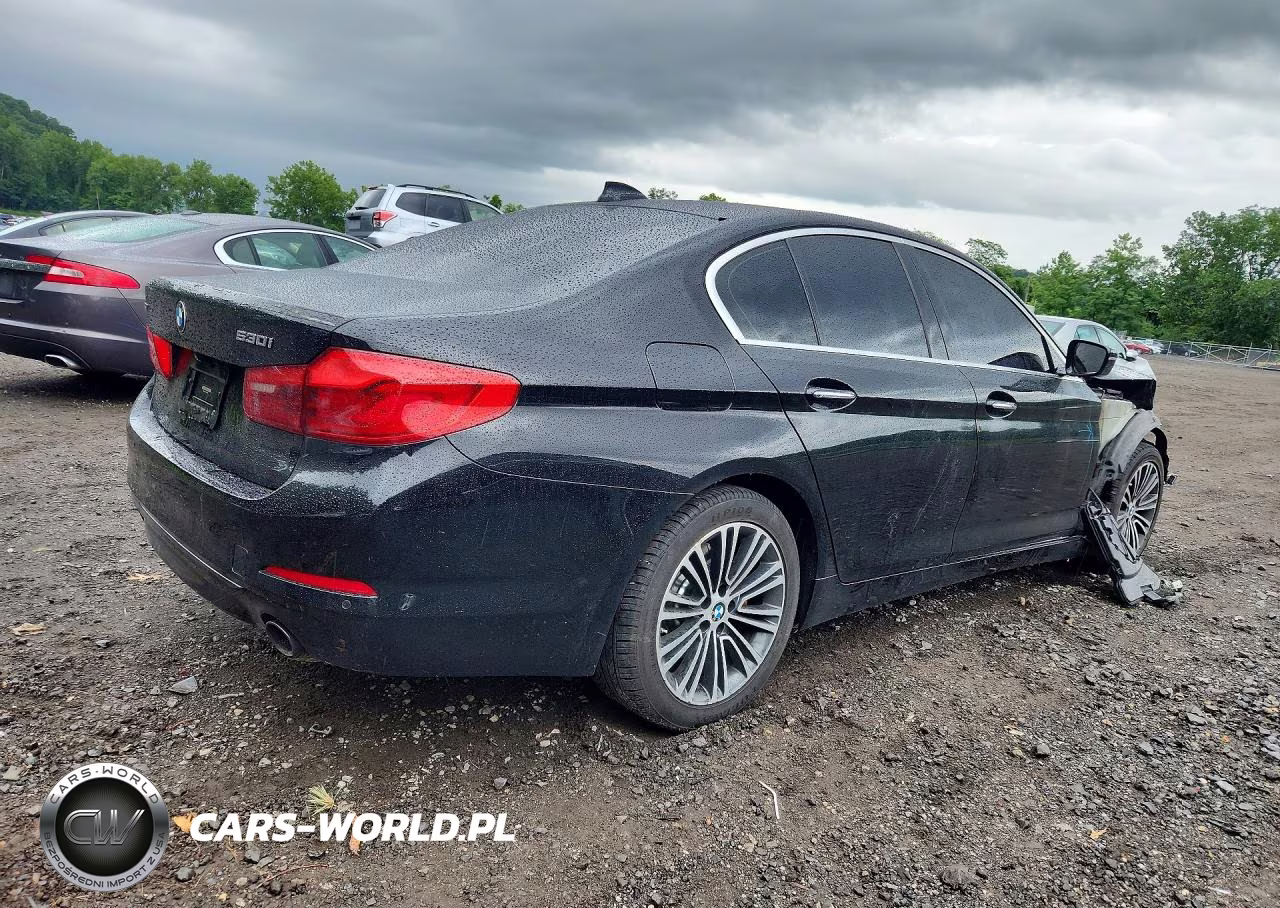 2018 BMW 530 Xi VIN:WBAJA7C51JWA72440 - 3
