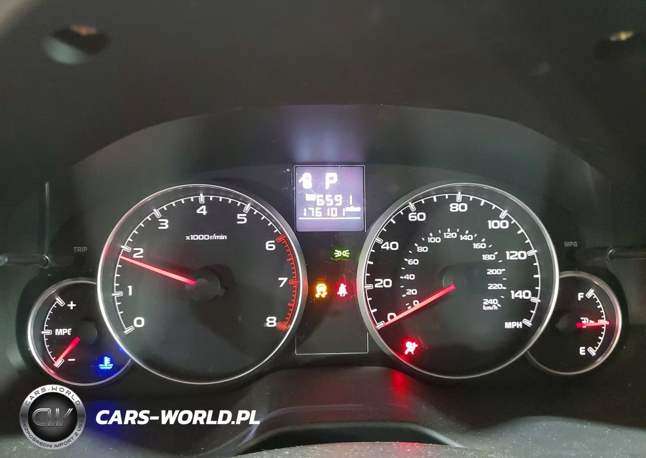 2014 Subaru Outback 2.5I VIN:4S4BRBAC5E3261824 - 9