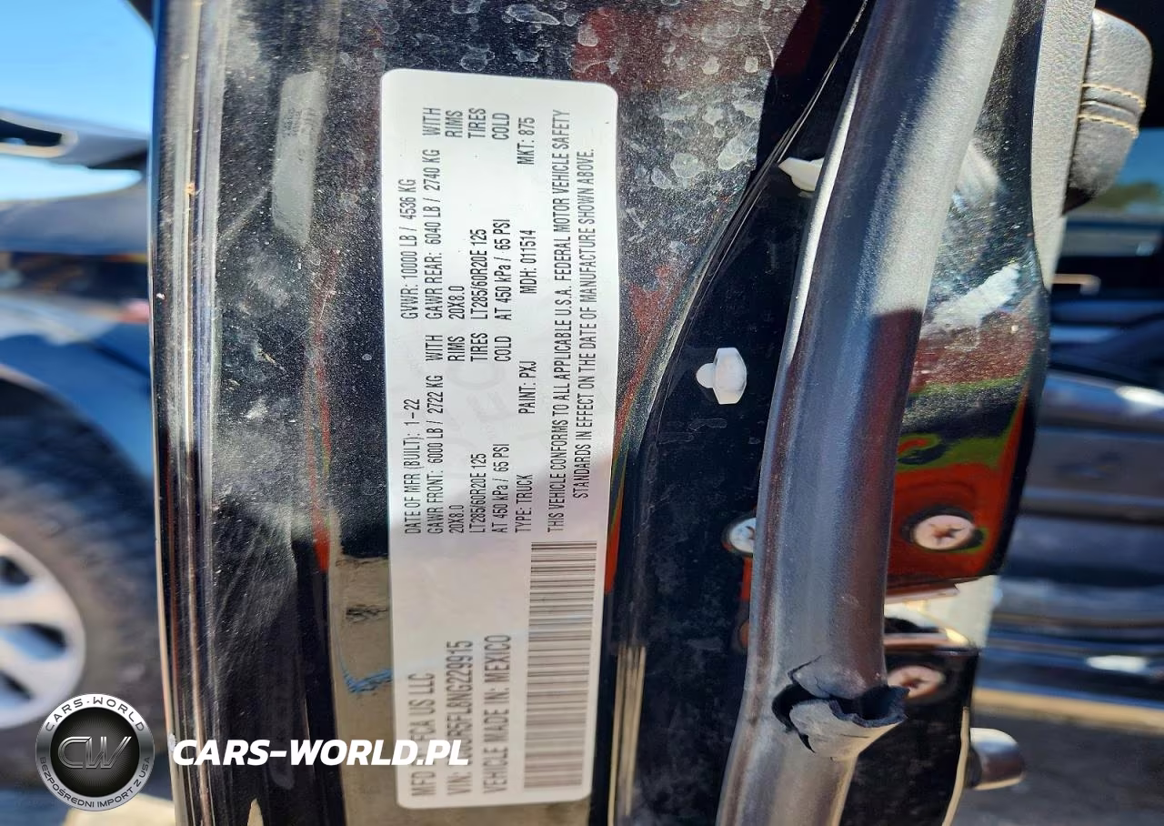2022 Ram 2500 Laramie VIN:3C6UR5FL8NG229915 - 12