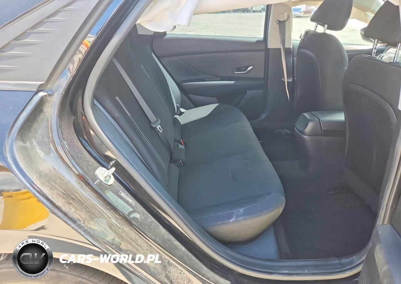 2023 Hyundai Elantra Sel VIN:5NPLM4AG6PH110892 - 10