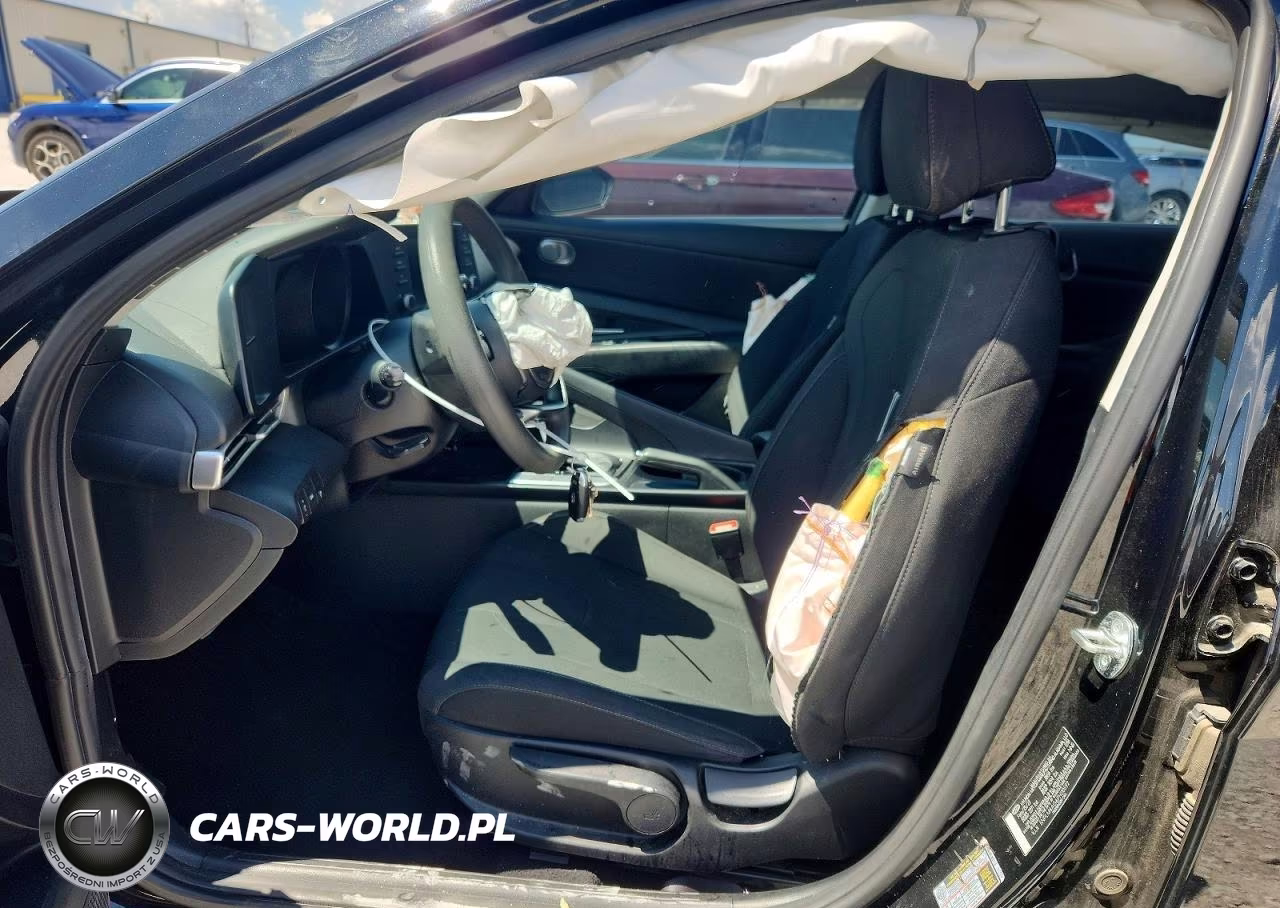 2023 Hyundai Elantra Sel VIN:5NPLM4AG6PH110892 - 7