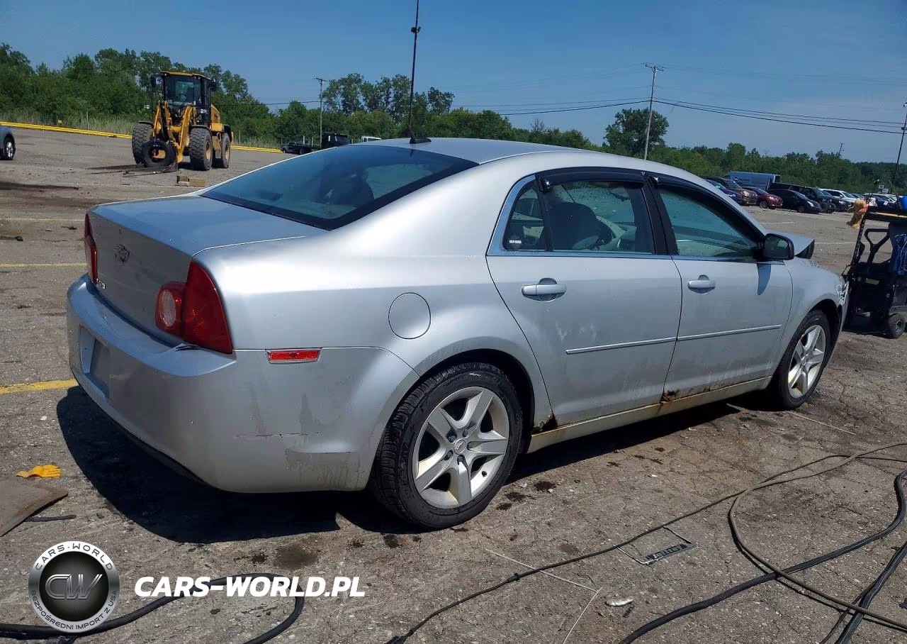 2011 Chevrolet Malibu Ls VIN:1G1ZB5E11BF268662 - 3
