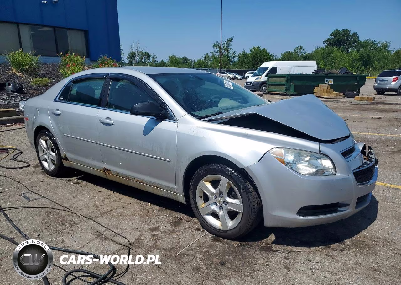 2011 Chevrolet Malibu Ls VIN:1G1ZB5E11BF268662 - 4