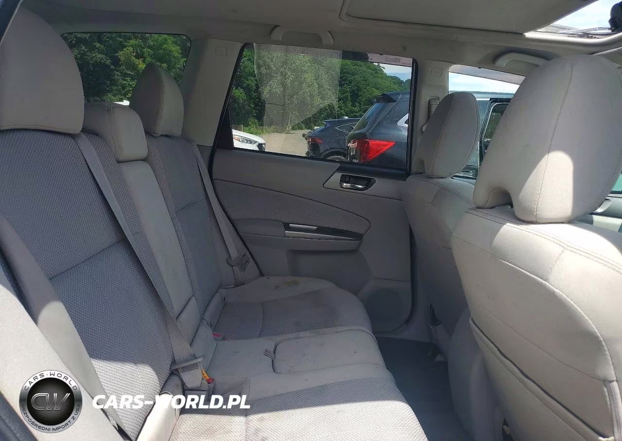 2011 Subaru Forester 2.5X Premium VIN:JF2SHADC8BH764910 - 11