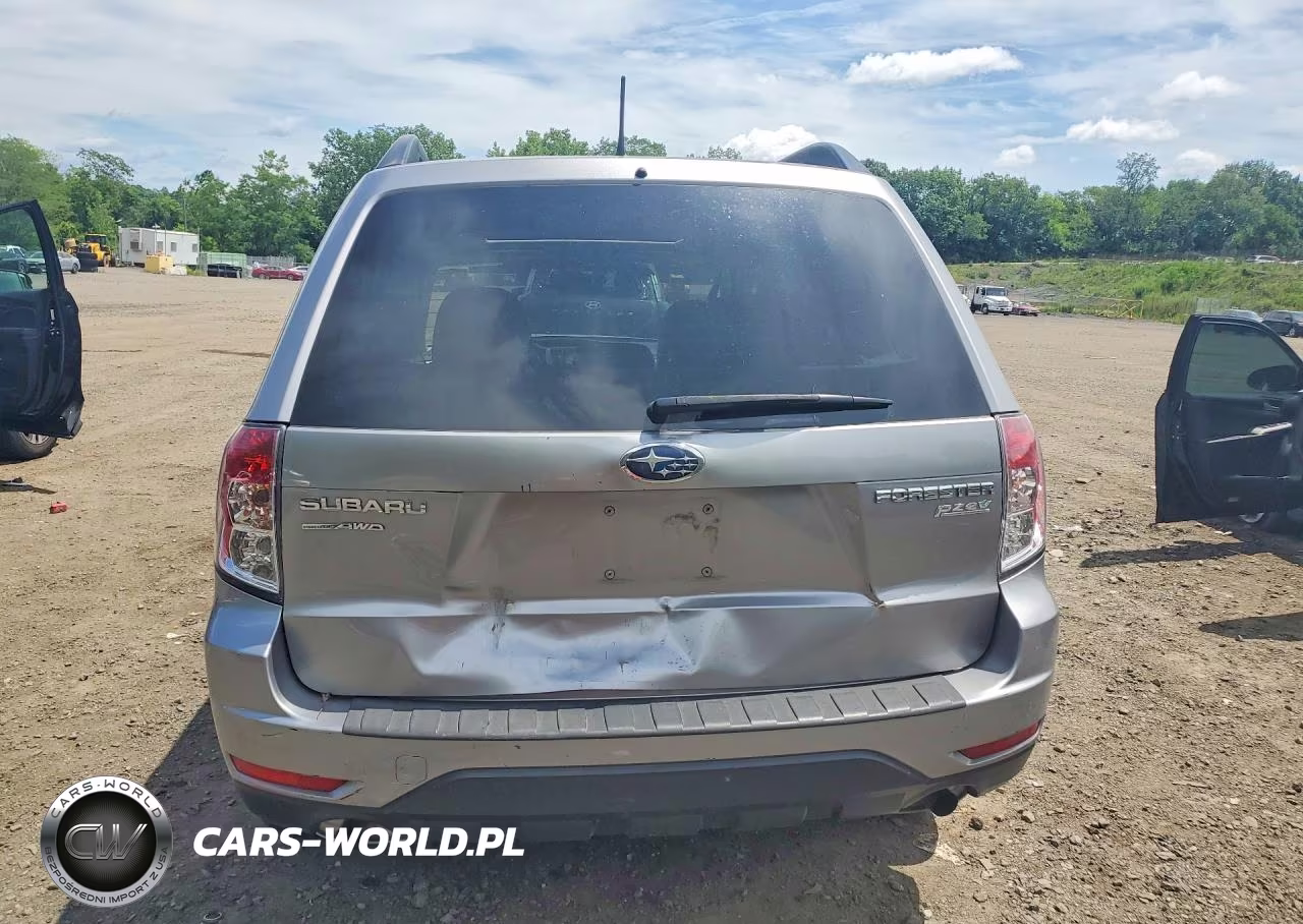 2011 Subaru Forester 2.5X Premium VIN:JF2SHADC8BH764910 - 6
