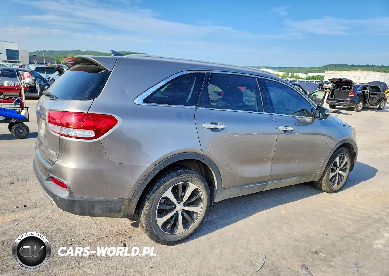 2018 Kia Sorento Ex VIN:5XYPH4A15JG408785 - 3