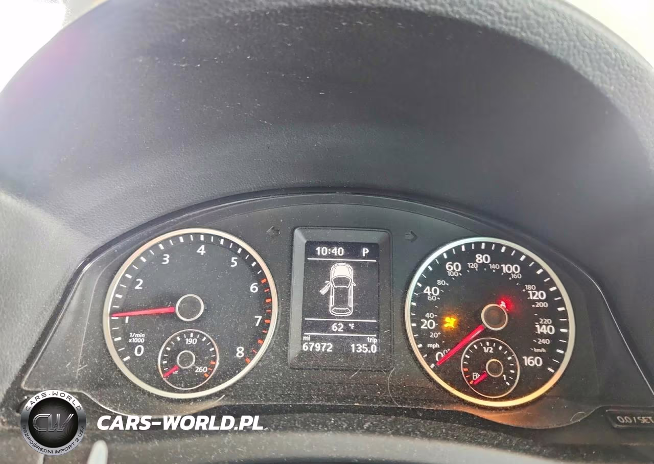 2017 Volkswagen Tiguan Sport VIN:WVGUV7AX0HK037522 - 9