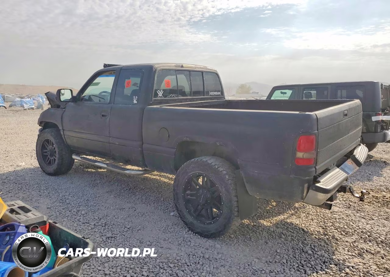 1996 Dodge Ram 1500 VIN:3B7HF13Z5TG169352 - 2