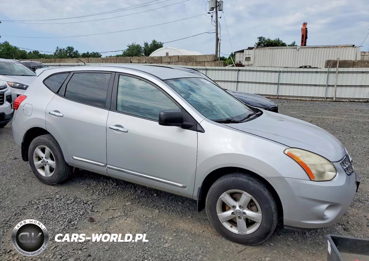 2012 Nissan Rogue S VIN:JN8AS5MT1CW282140 - 4