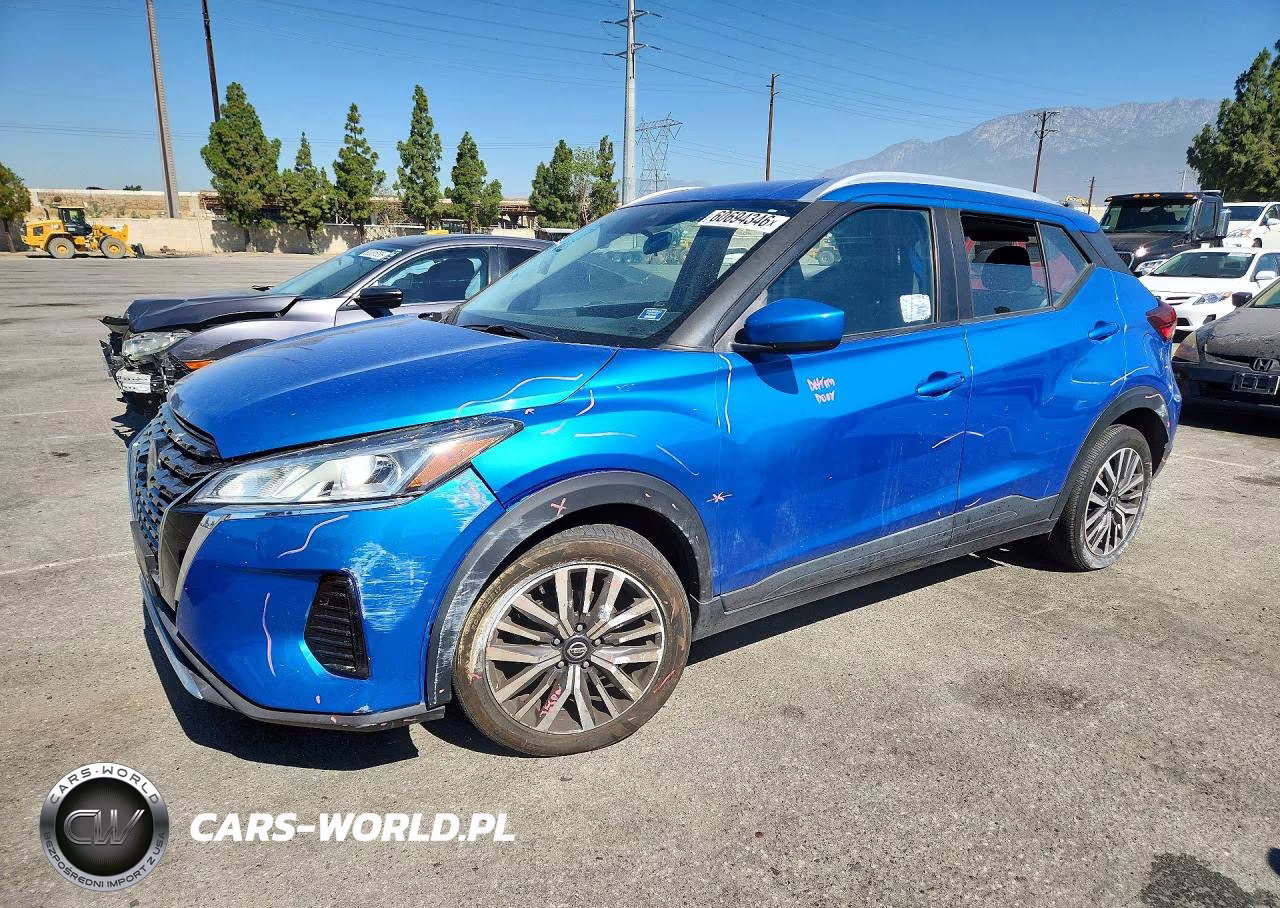 2021 Nissan Kicks Sv