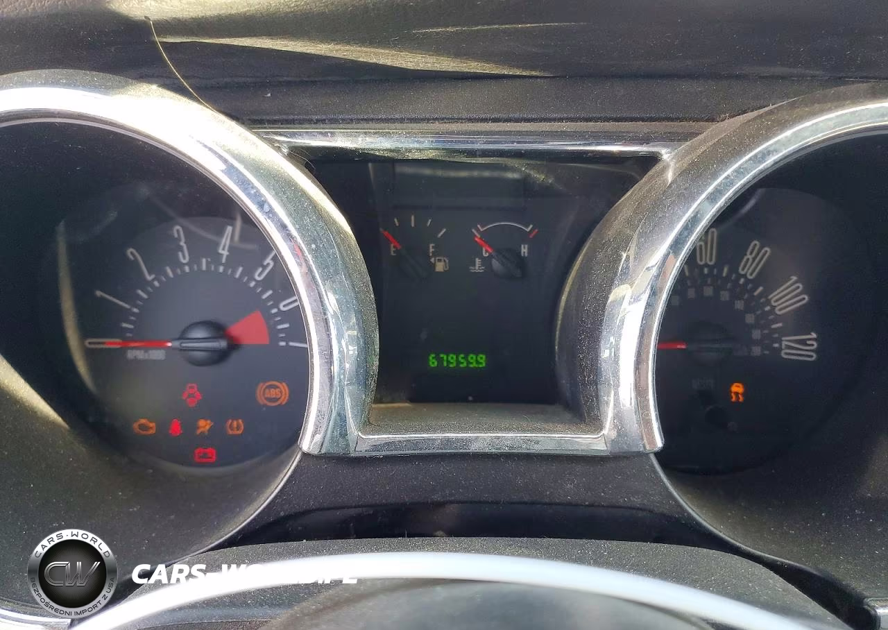 2008 Ford Mustang VIN:1ZVHT84NX85165564 - 9