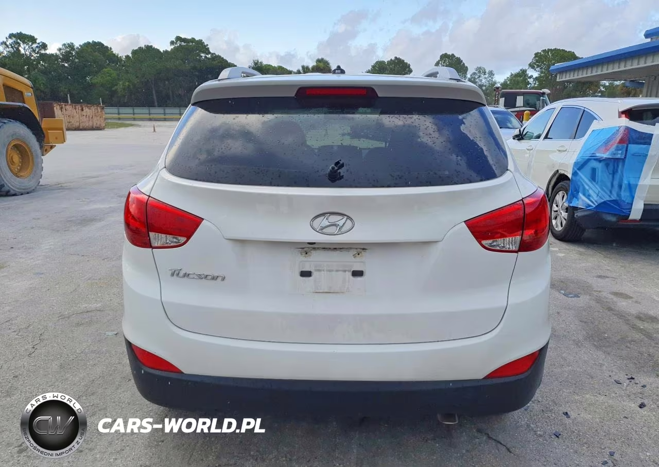 2015 Hyundai Tucson Se VIN:KM8JU3AG1FU114172 - 6