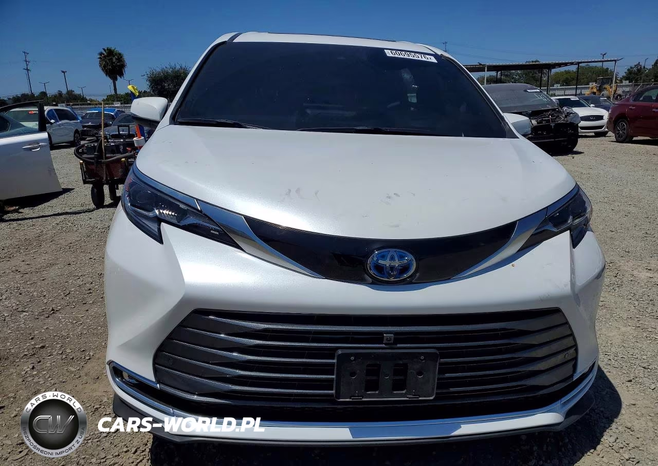 2025 Toyota Sienna Platinum 7-Passenger VIN:5TDESKFC4SS200487 - 5