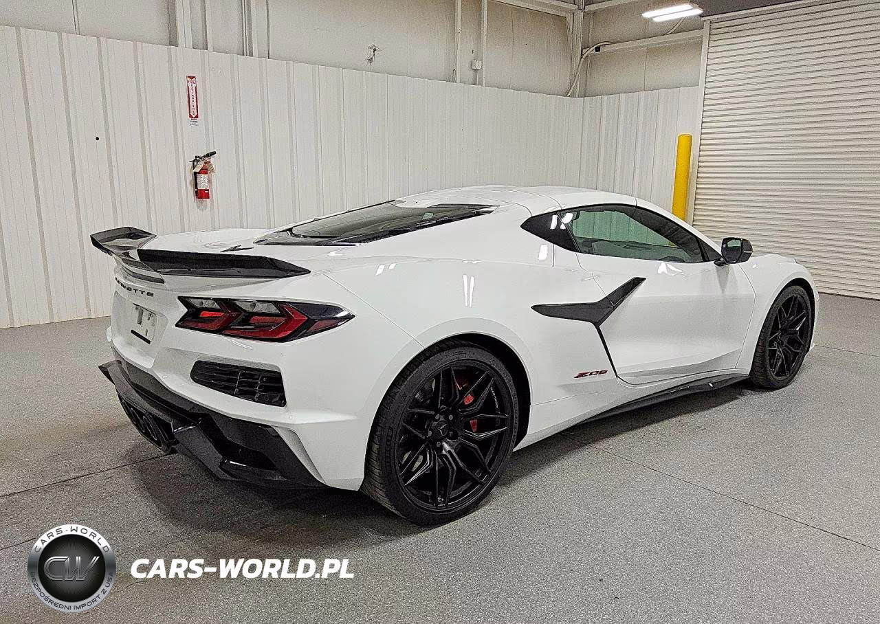 2025 Chevrolet Corvette Z06 1Lz VIN:1G1YD2D33S5606558 - 3