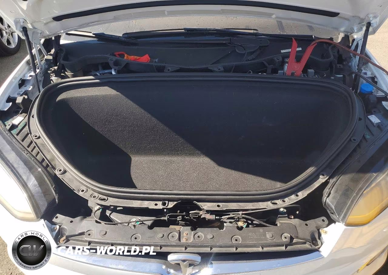 2016 Tesla Model X VIN:5YJXCBE2XGF003883 - 12