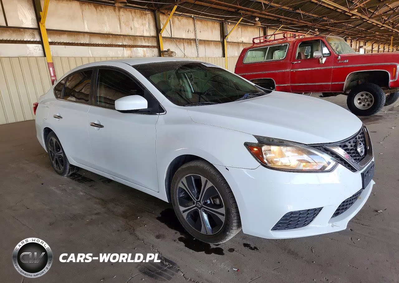 2018 Nissan Sentra S VIN:3N1AB7AP1JY286440 - 4