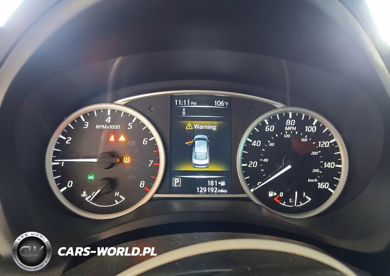 2018 Nissan Sentra S VIN:3N1AB7AP1JY286440 - 9