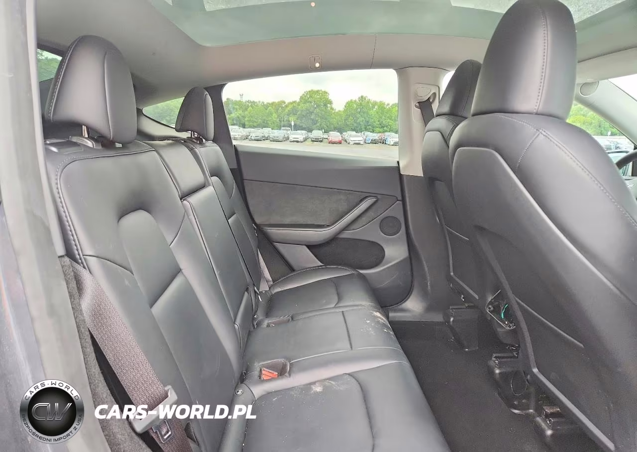 2023 Tesla Model Y VIN:7SAYGDEE2PA163786 - 11