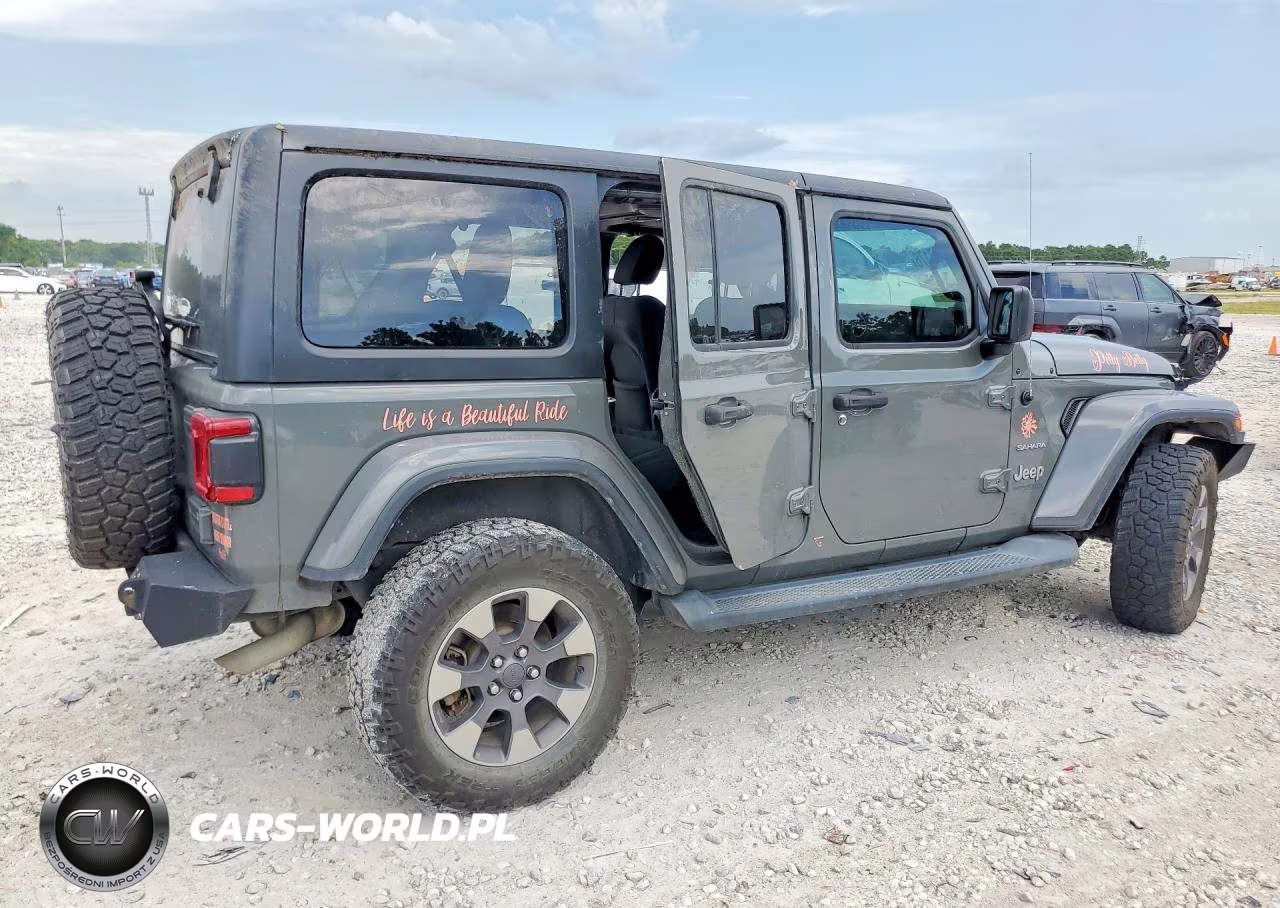 2020 Jeep Wrangler Unlimited Sahara VIN:1C4HJXEGXLW193757 - 3