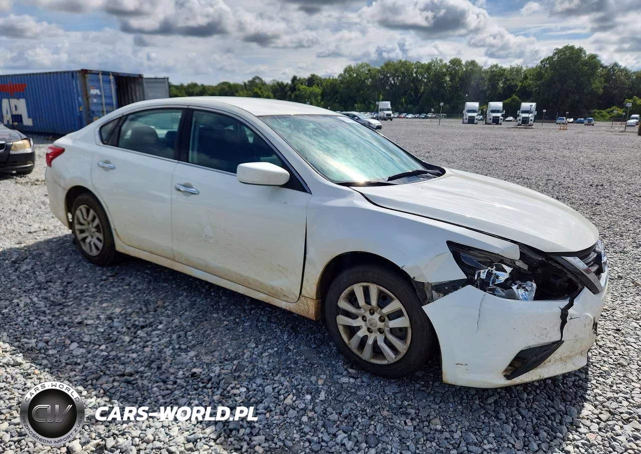 2017 Nissan Altima 2.5 S VIN:1N4AL3AP0HC119823 - 4