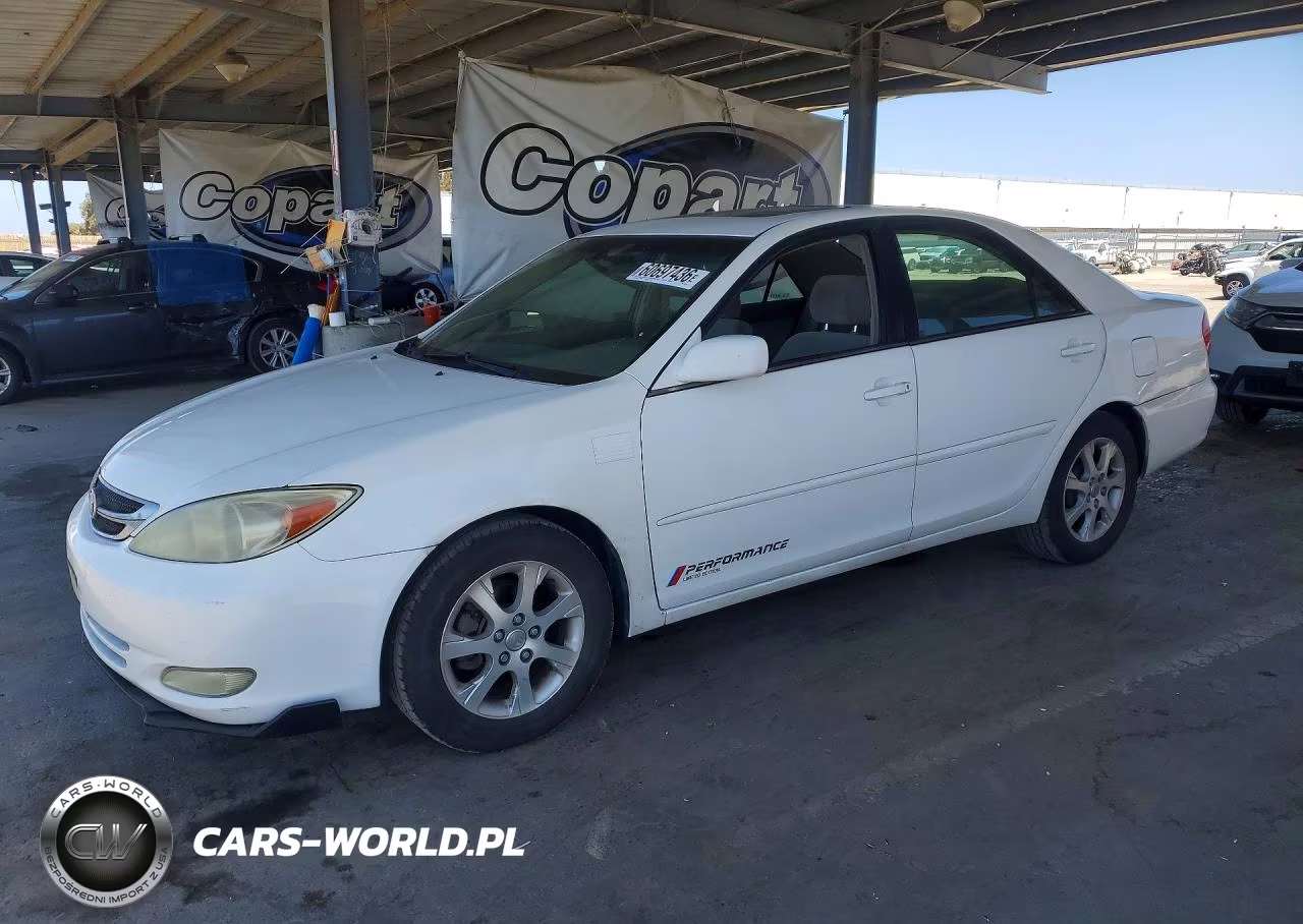 2004 Toyota Camry Le