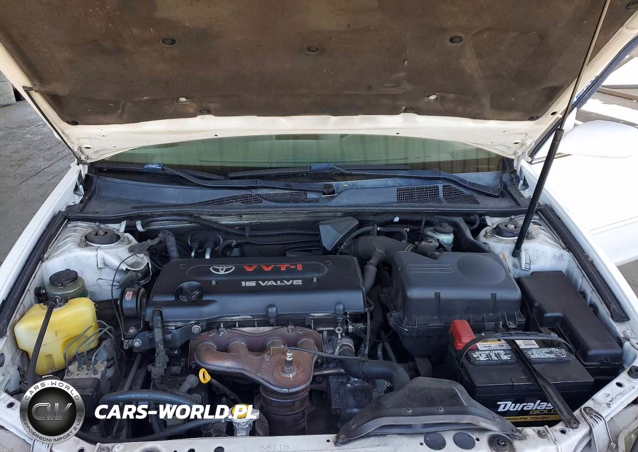 2004 Toyota Camry Le VIN:JTDBE30K240261164 - 11