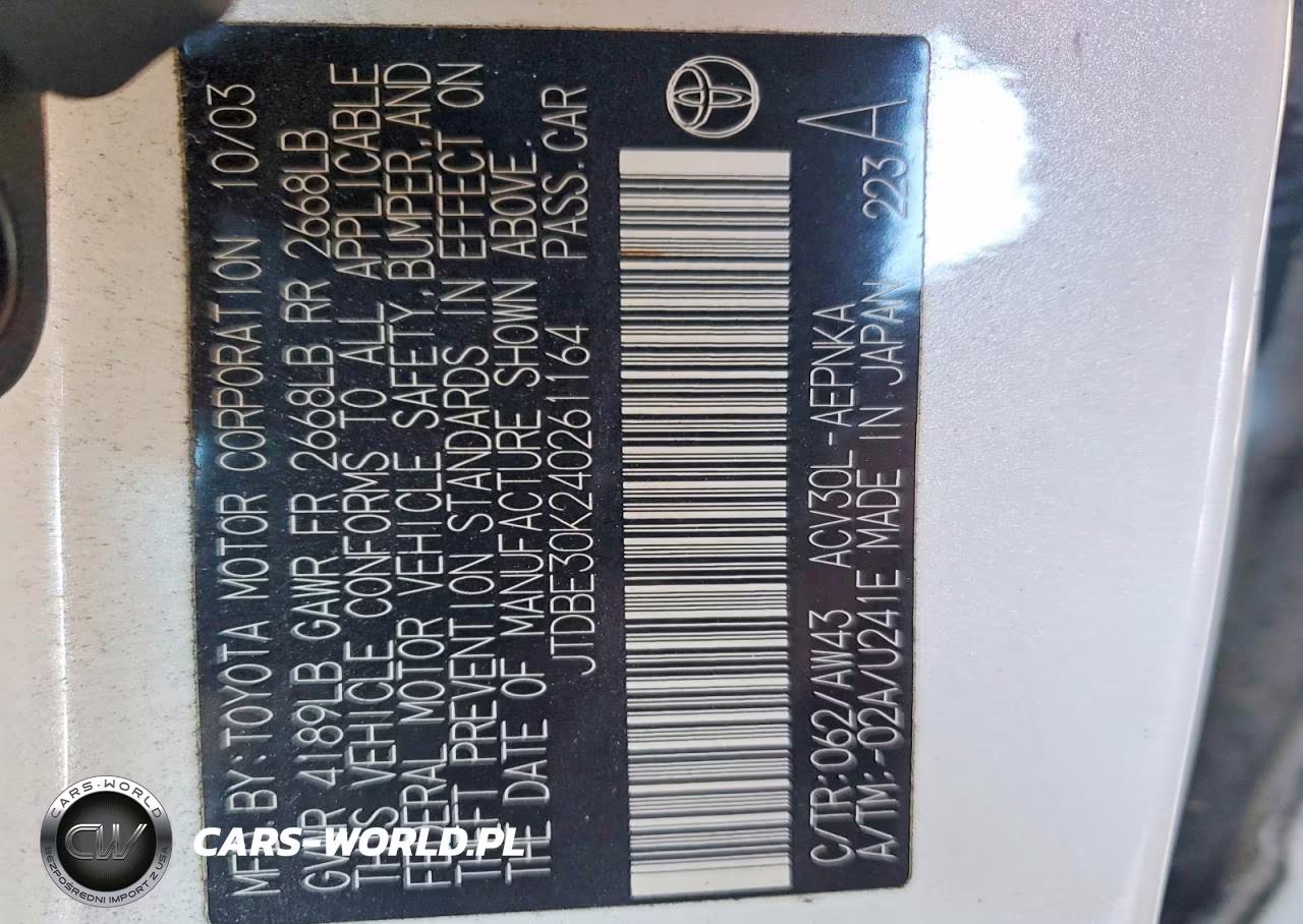 2004 Toyota Camry Le VIN:JTDBE30K240261164 - 12