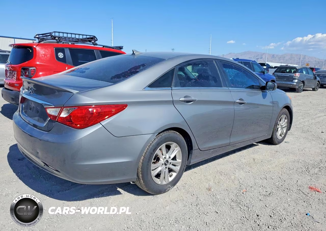 2013 Hyundai Sonata Gls VIN:5NPEB4AC8DH792715 - 3