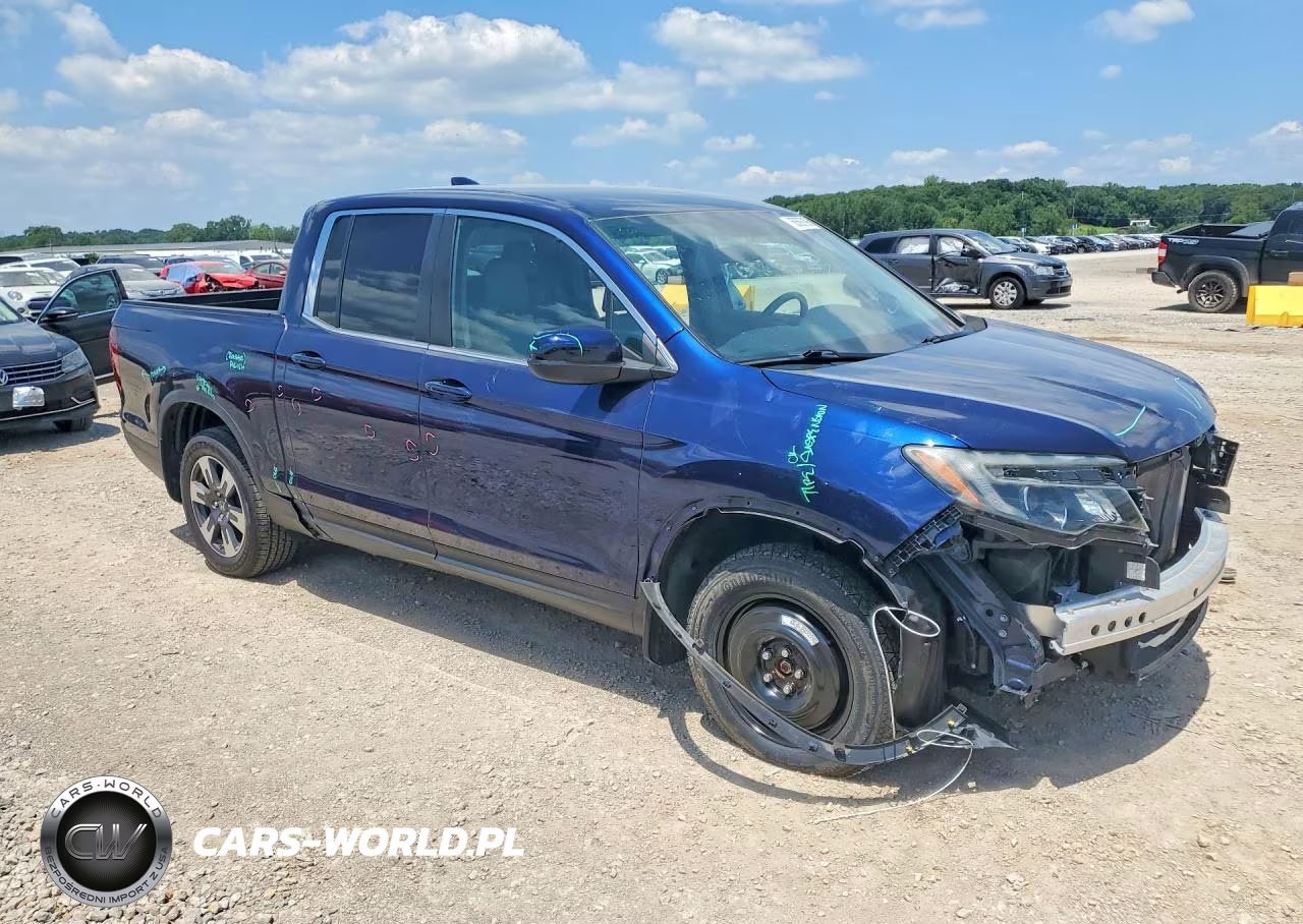 2017 Honda Ridgeline Rtl VIN:5FPYK3F59HB008779 - 4