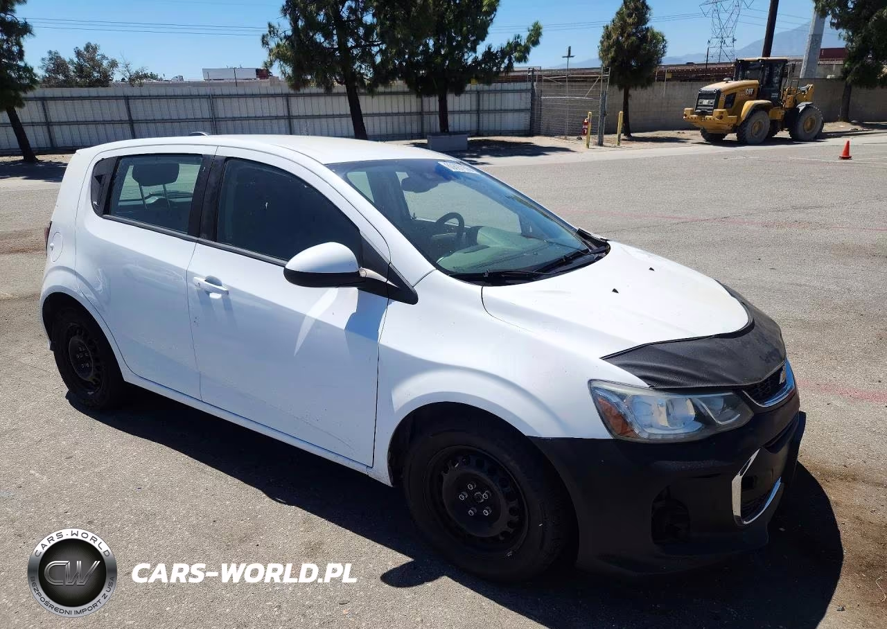 2020 Chevrolet Sonic VIN:1G1JG6SB6L4119193 - 4