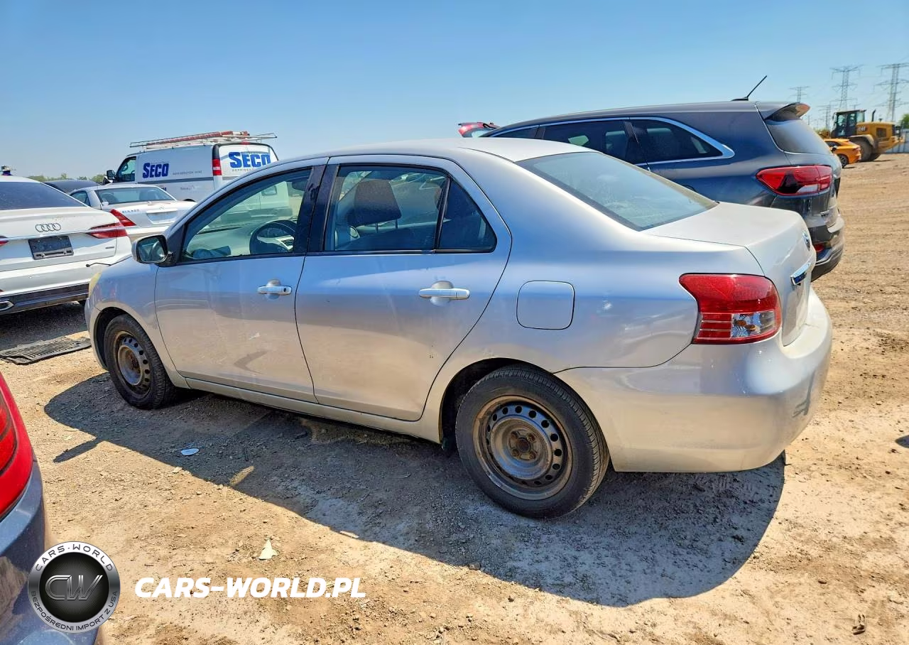 2007 Toyota Yaris Base VIN:JTDBT923971178375 - 2