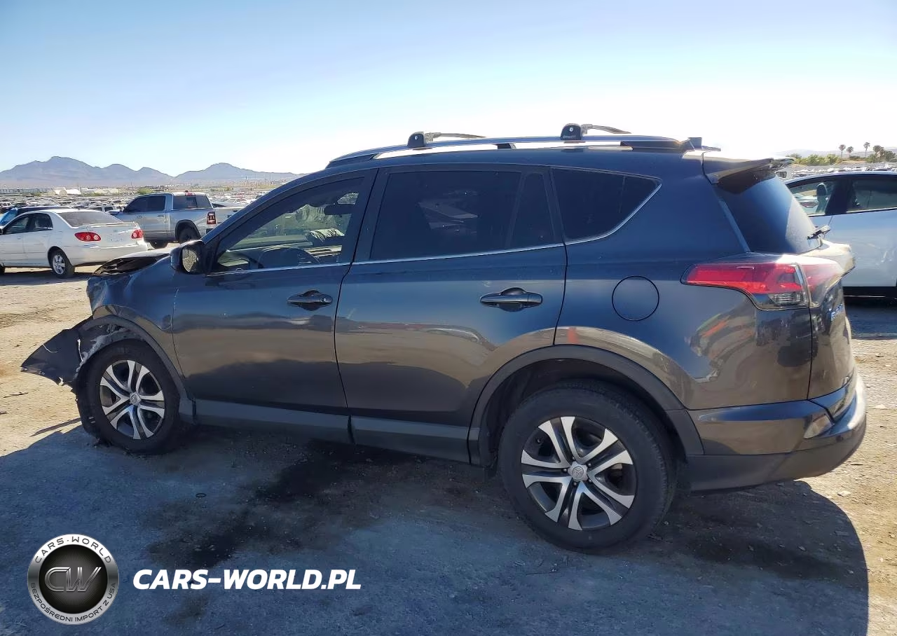 2018 Toyota Rav4 Le VIN:JTMBFREV8JJ717578 - 2