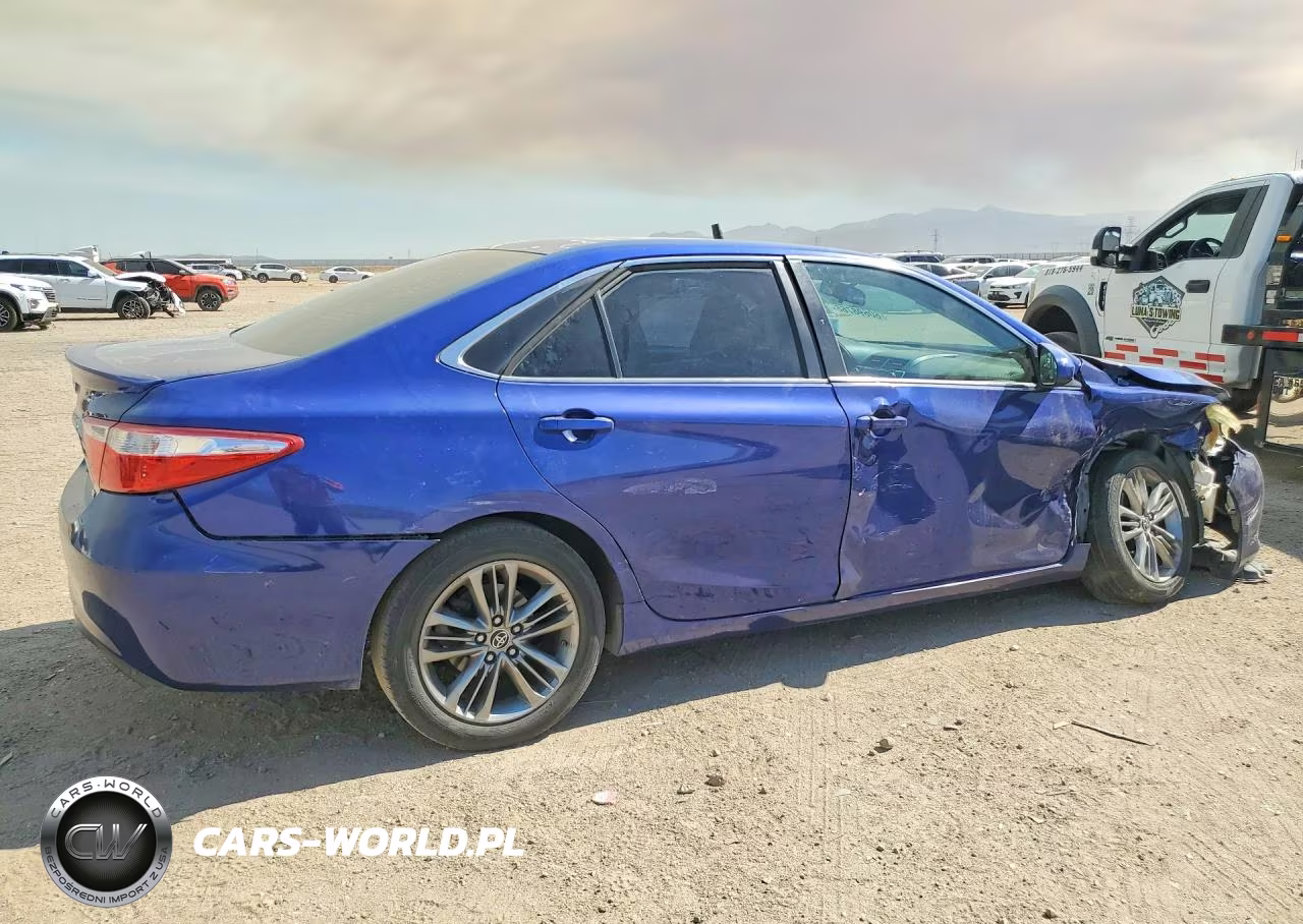 2015 Toyota Camry Se VIN:4T1BF1FK1FU976436 - 3