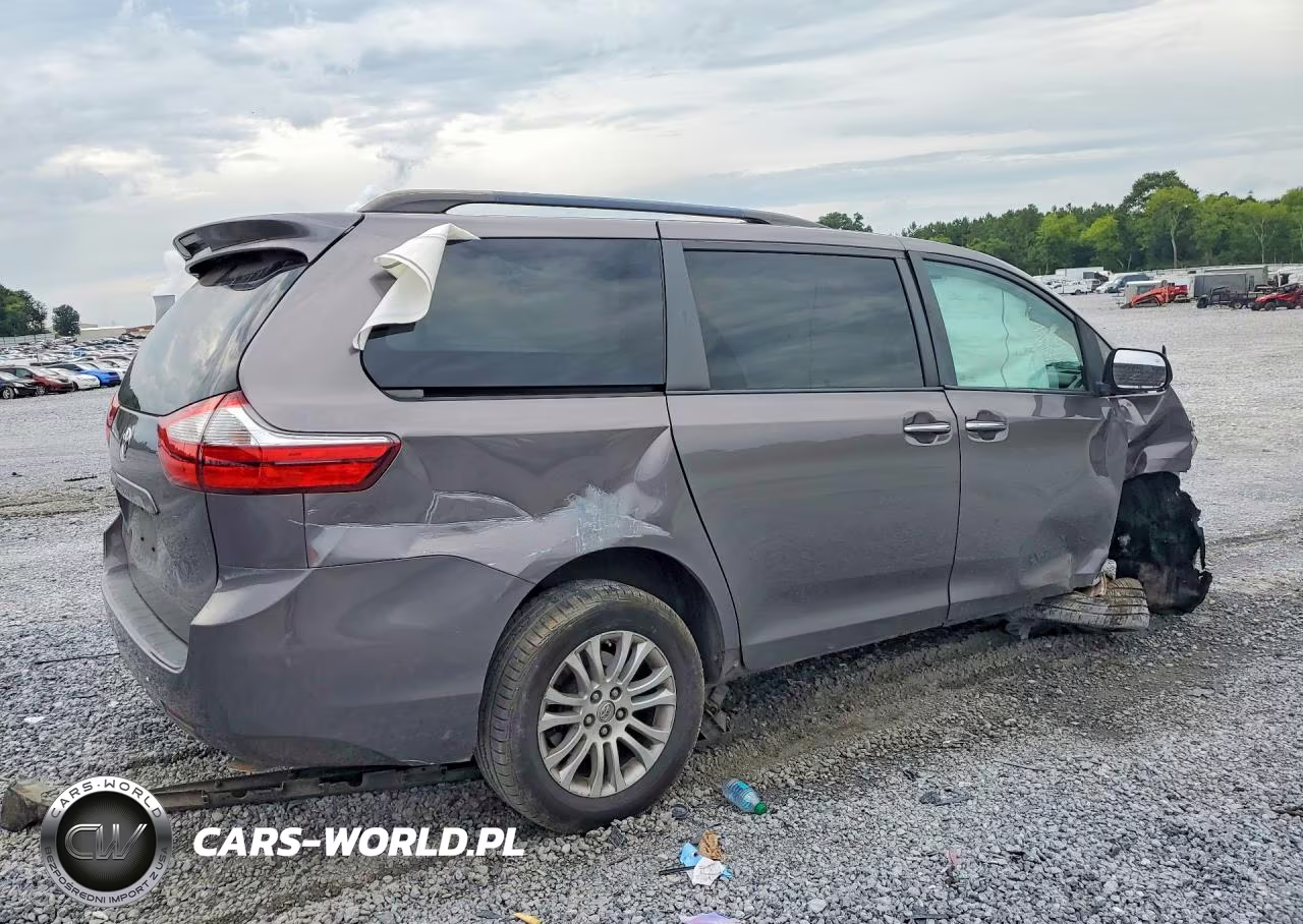 2015 Toyota Sienna Xle 8-Passenger VIN:5TDYK3DC0FS557502 - 3