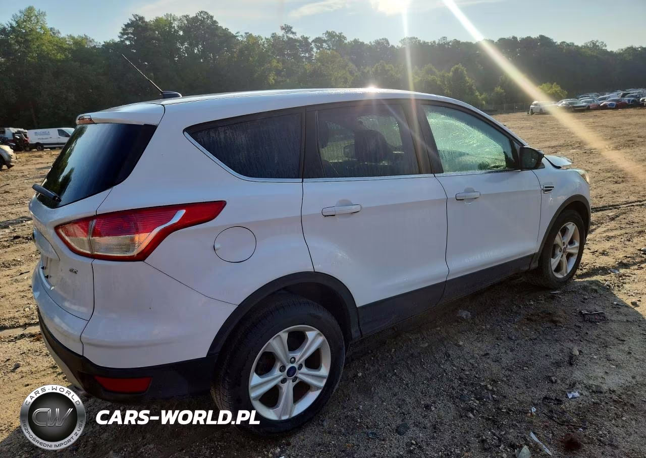2016 Ford Escape Se VIN:1FMCU0G75GUC91811 - 3