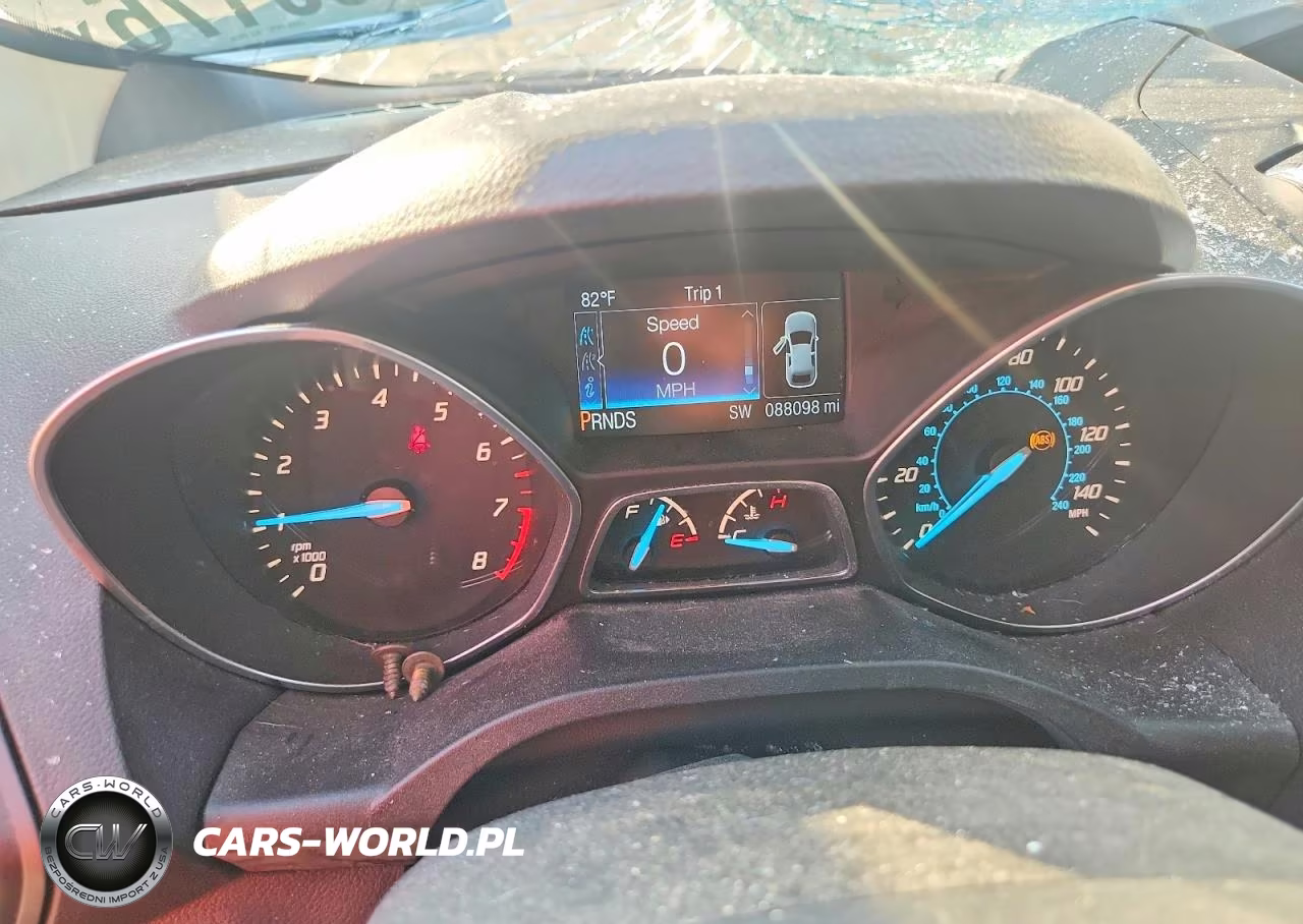 2016 Ford Escape Se VIN:1FMCU0G75GUC91811 - 9