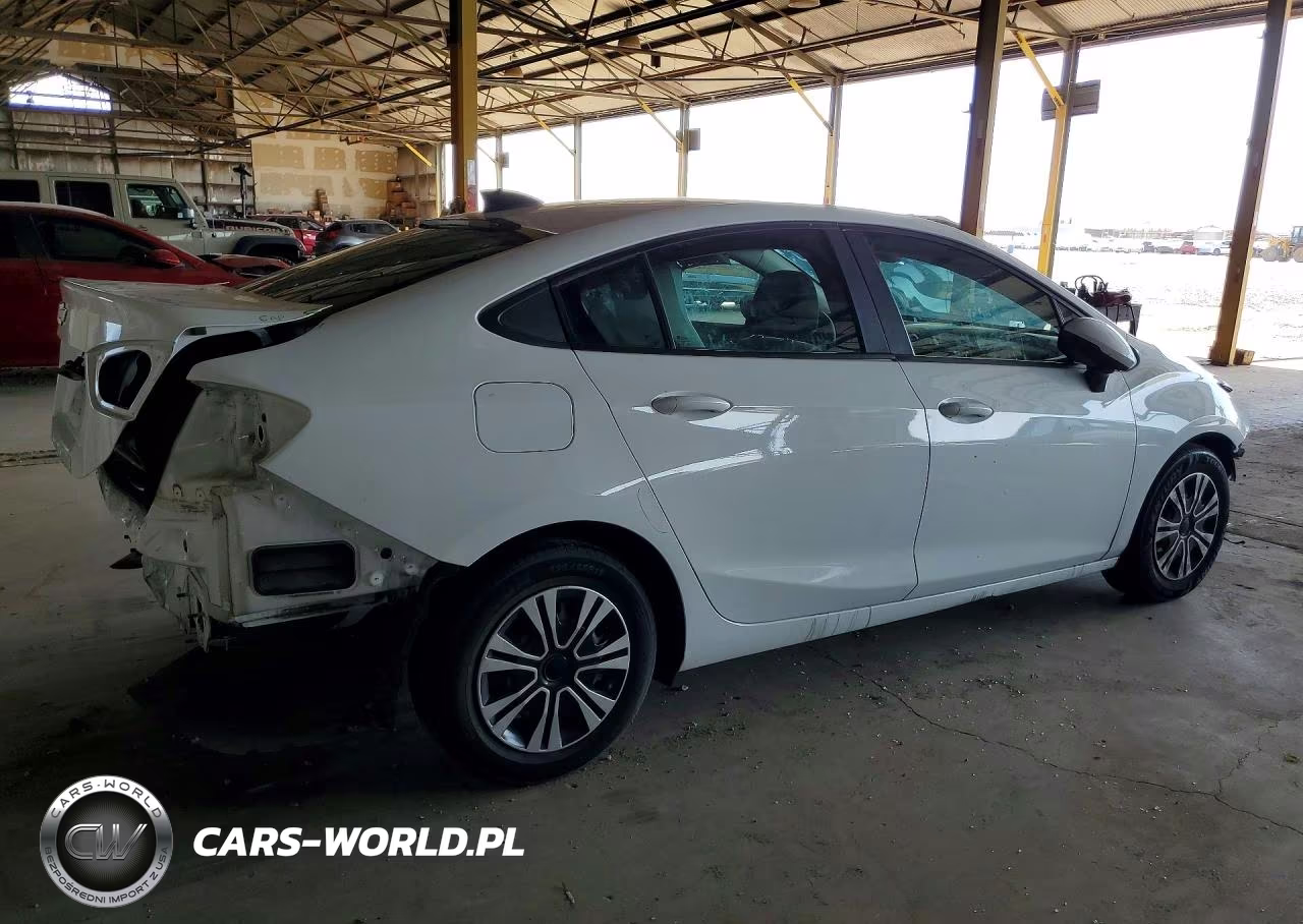 2016 Chevrolet Cruze Ls VIN:1G1BC5SM0G7252936 - 3