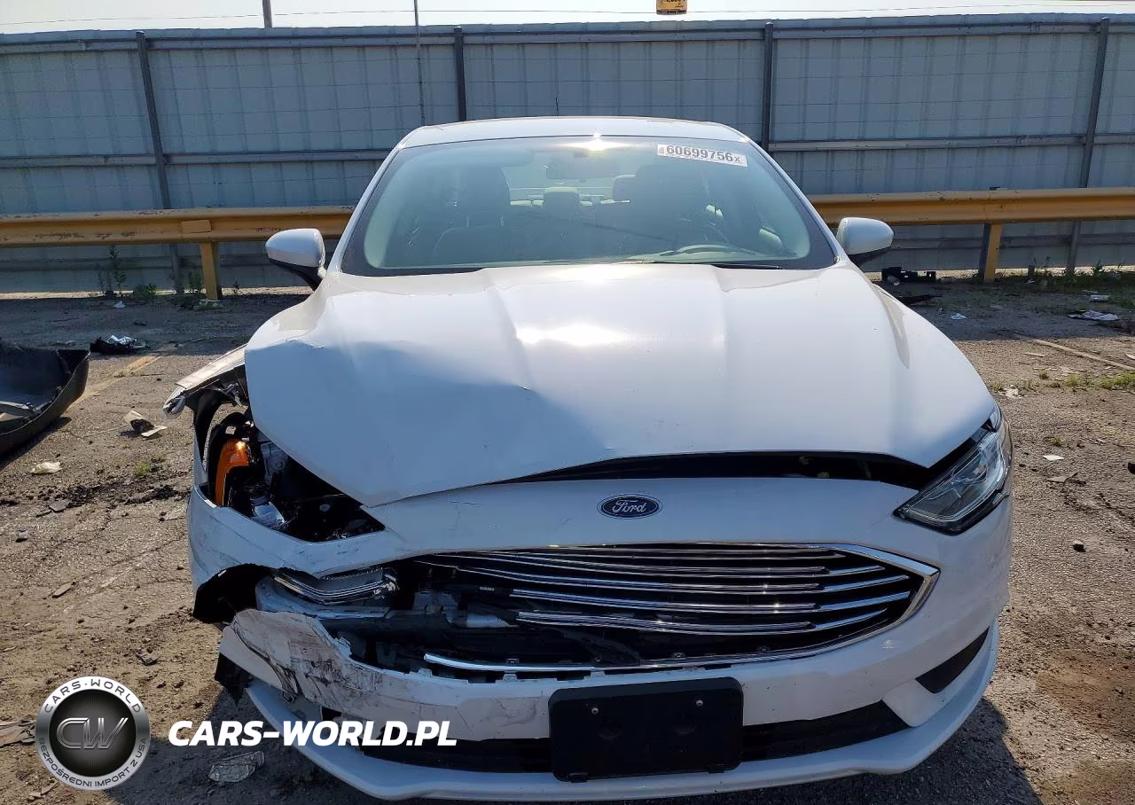 2018 Ford Fusion S Hybrid VIN:3FA6P0UU4JR235950 - 5