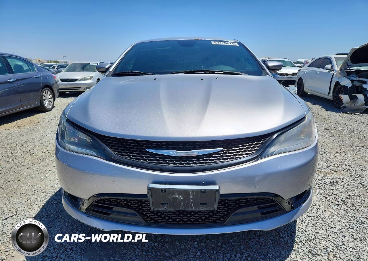 2015 Chrysler 200 S VIN:1C3CCCBG2FN505828 - 5