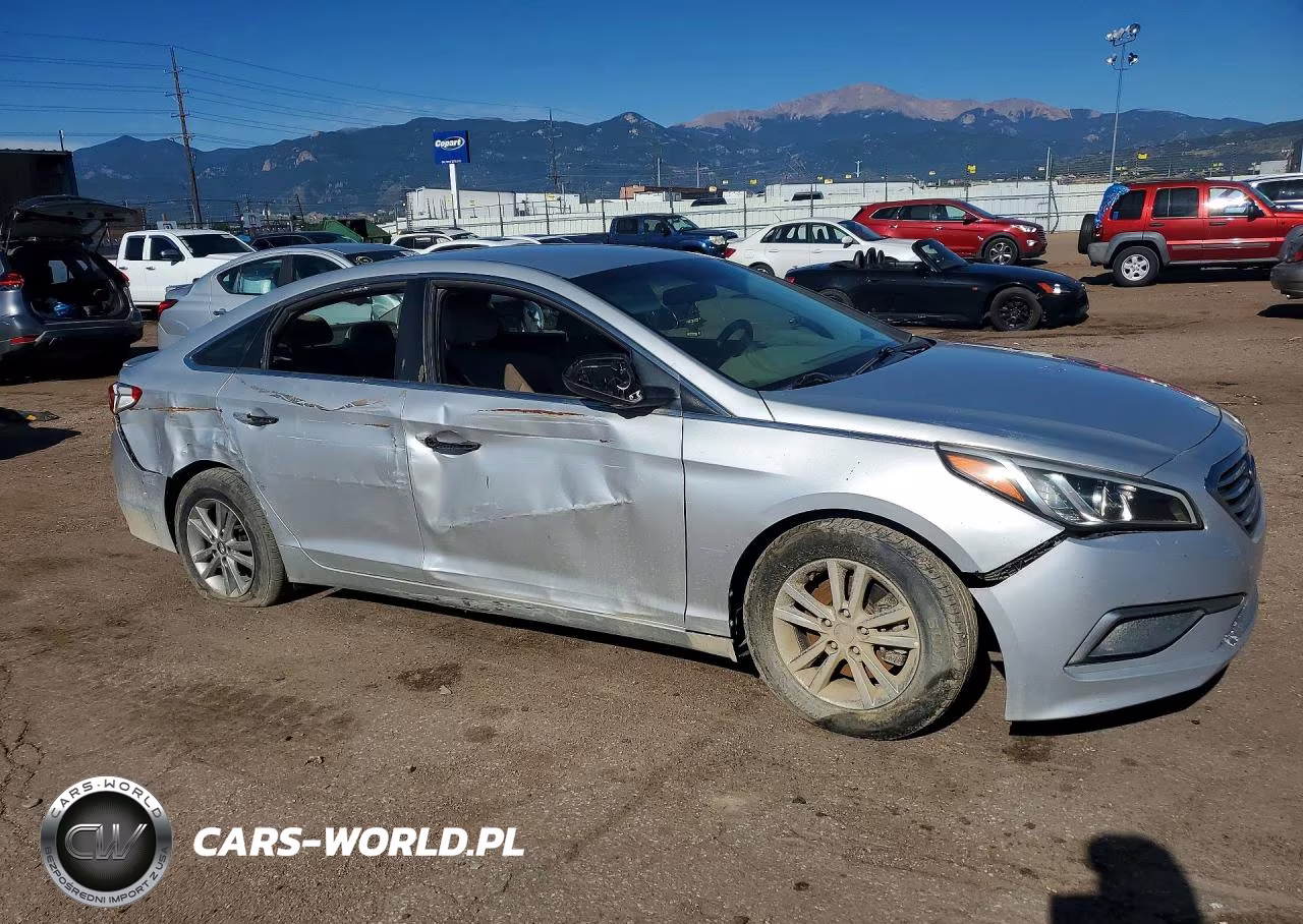 2017 Hyundai Sonata Se VIN:5NPE24AF6HH574076 - 4