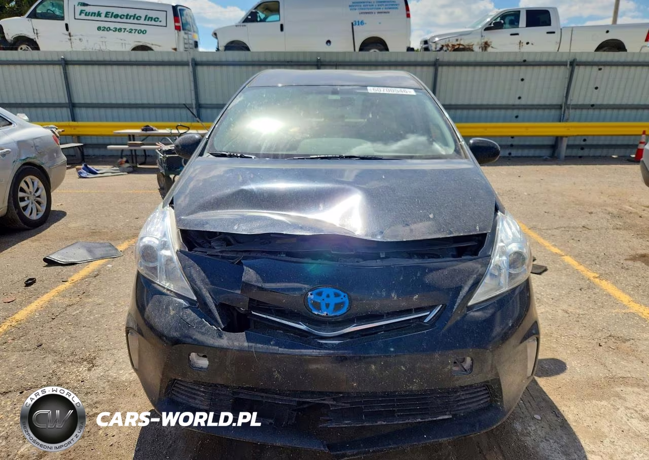 2012 Toyota Prius V Two VIN:JTDZN3EU0C3040216 - 5
