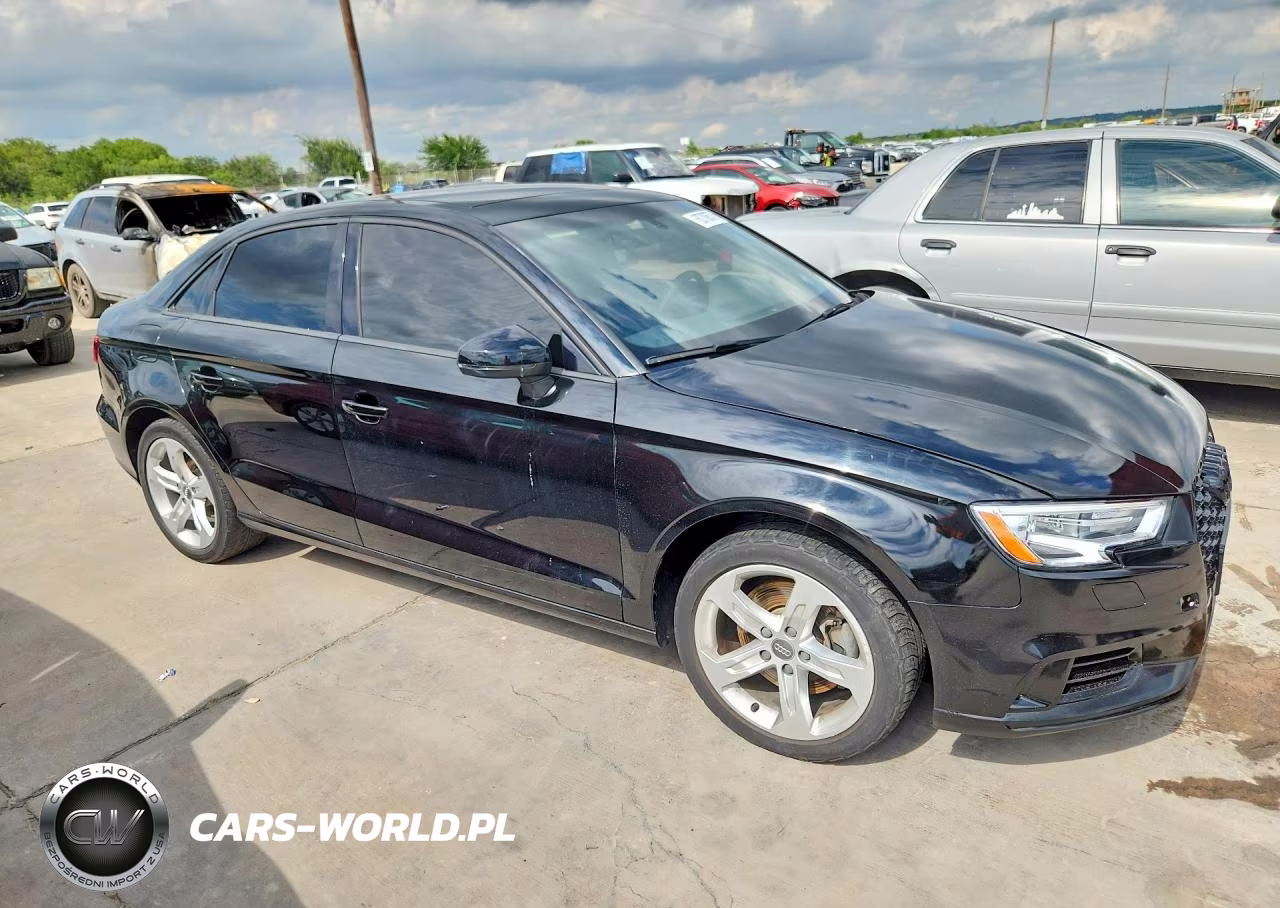 AUDI A3 PREMIUM VIN:WAUAUGFF1H1026106 - 4