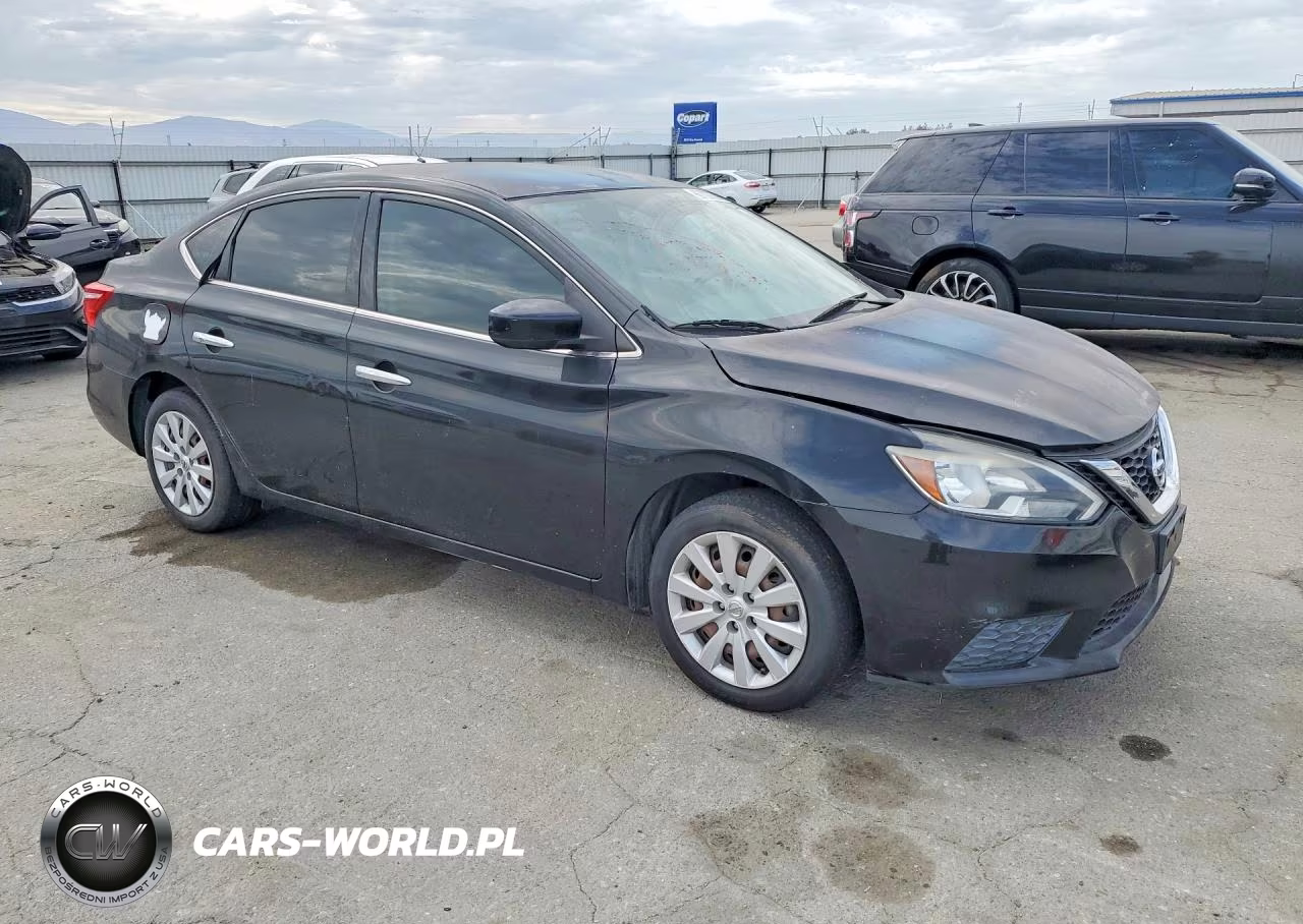 2017 Nissan Sentra S VIN:3N1AB7AP0HY377080 - 4