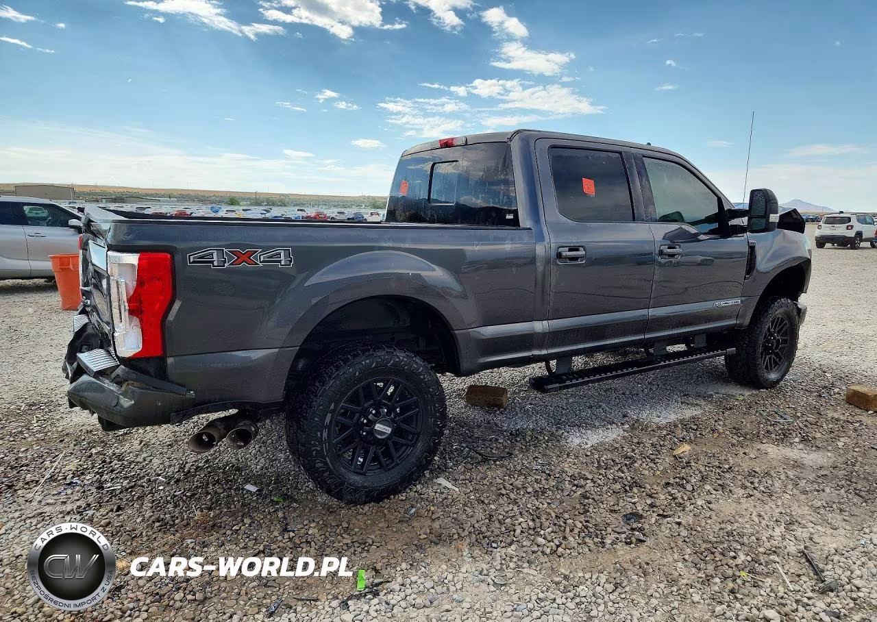 2019 Ford F250 Super Duty VIN:1FT7W2BT9KEF49864 - 3