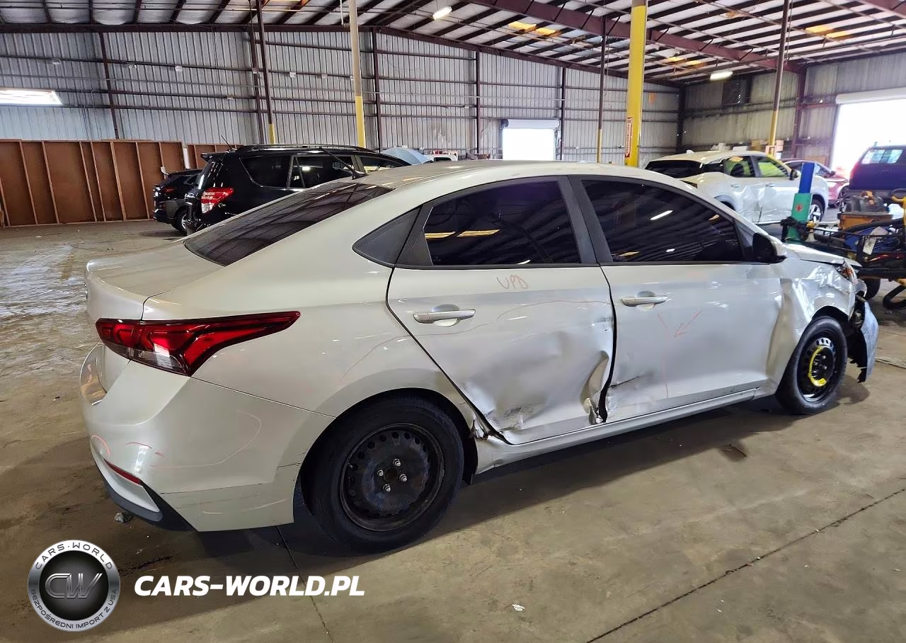 2018 Hyundai Accent Se VIN:3KPC24A31JE018121 - 3